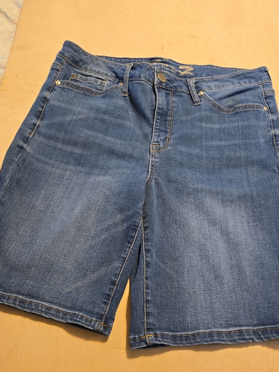 Seven7 Pants - Seven7 Women's Blue Denim Bermuda Shorts Sz 14 Zip Fly Stretch Pockets Logo